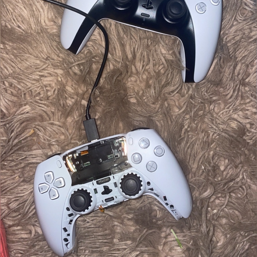 Ps5 controller for PARTS ‼️